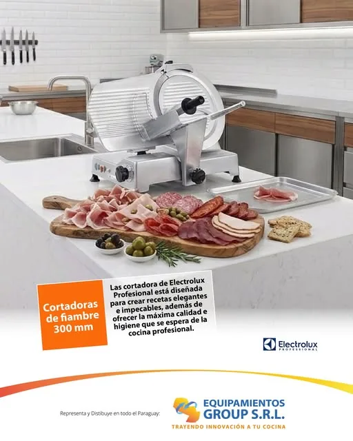 Flyer de Equipamientos Group: cortadora de fiambre Electrolux Professional de 300 mm con una tabla de fiambres